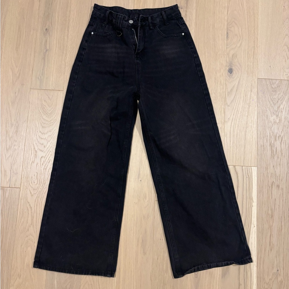 Classic Black Wide-Leg Jeans for Women